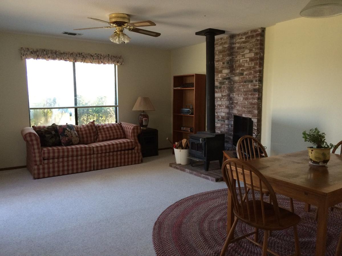 Comfy Guest House in Sacramento Pet Policy