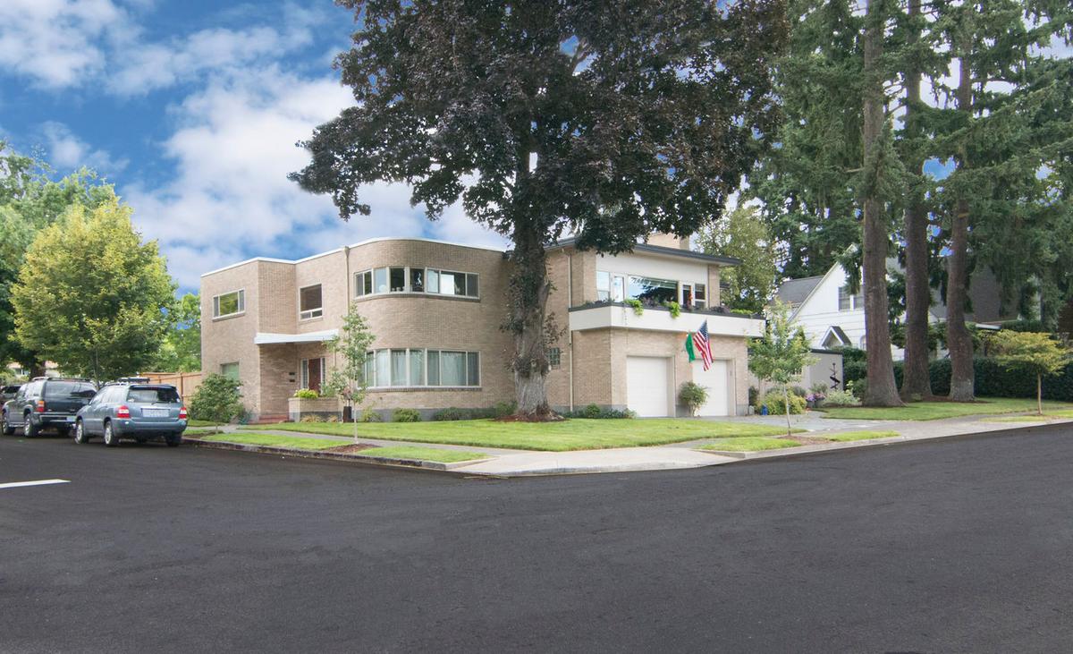 Carter Park 1 Bedroom Suite Pet Policy