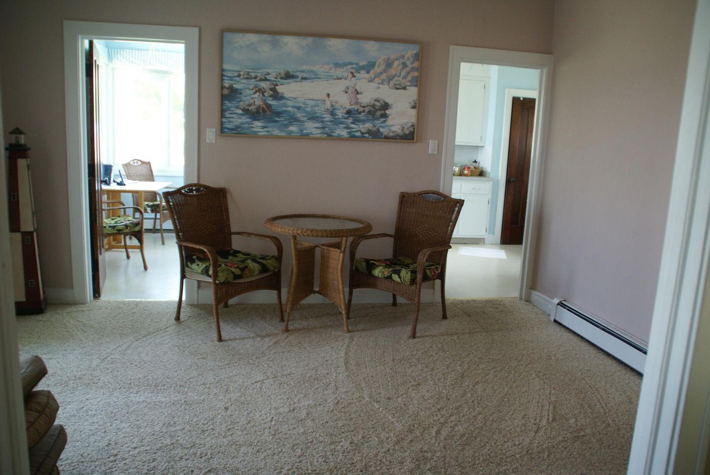 Beautiful House on Lake Erie Pet Policy