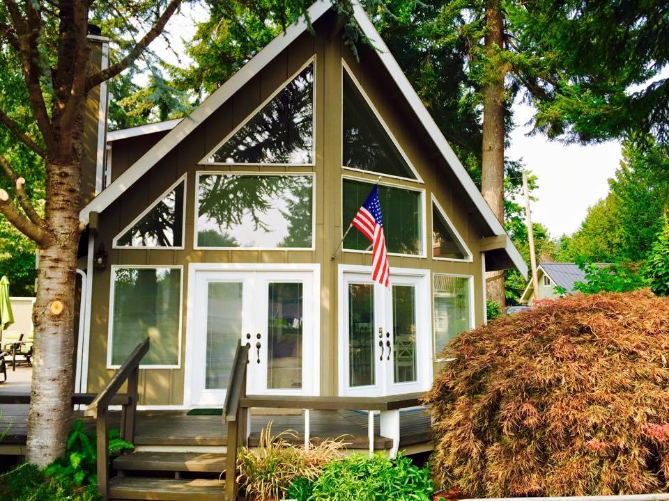 Beach Cabin On Hood Canal Pet Policy