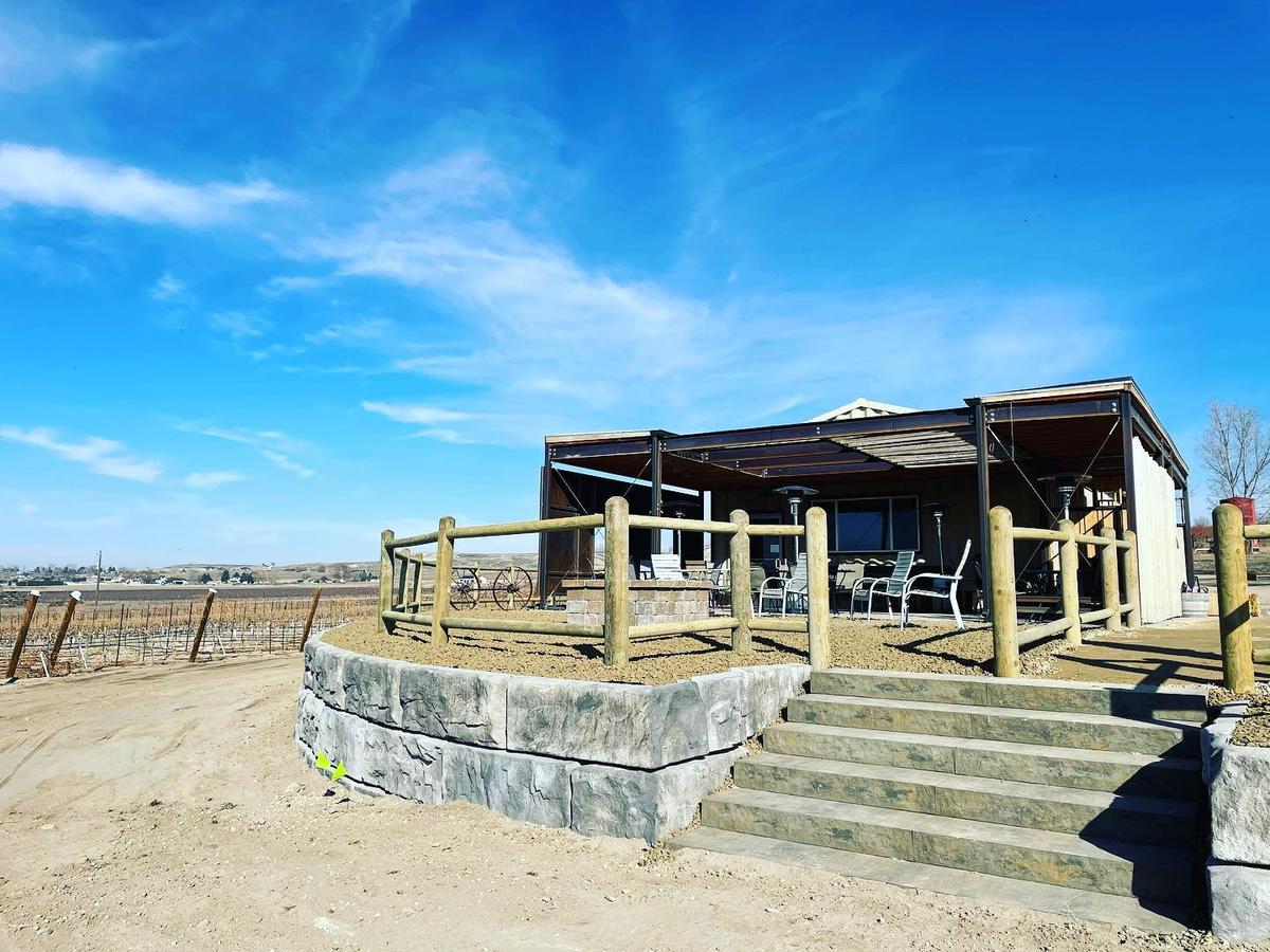 Hat Ranch Winery and Vineyard