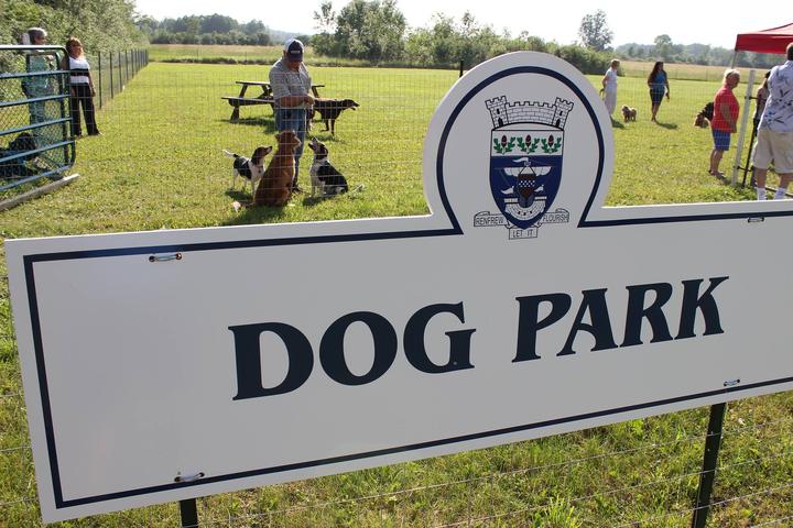 Pet Friendly Renfrew Dog Park