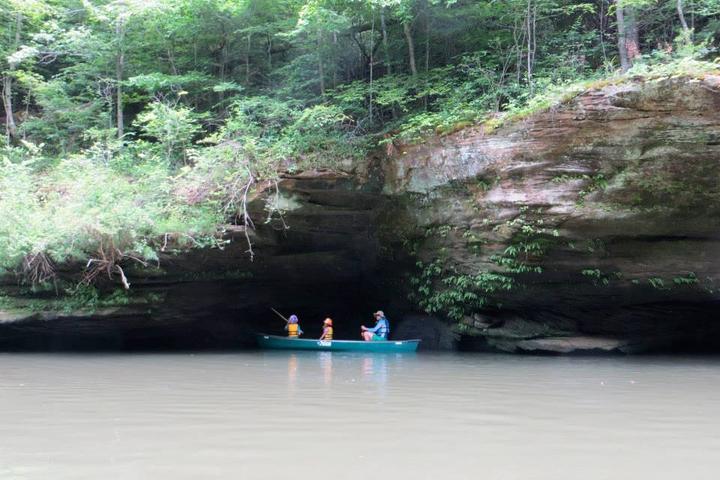 Pet Friendly Caveland Kayak and Canoe