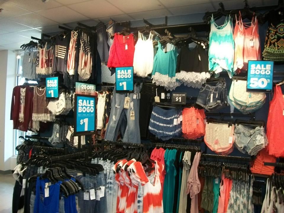 tanger outlet sunglass stores
