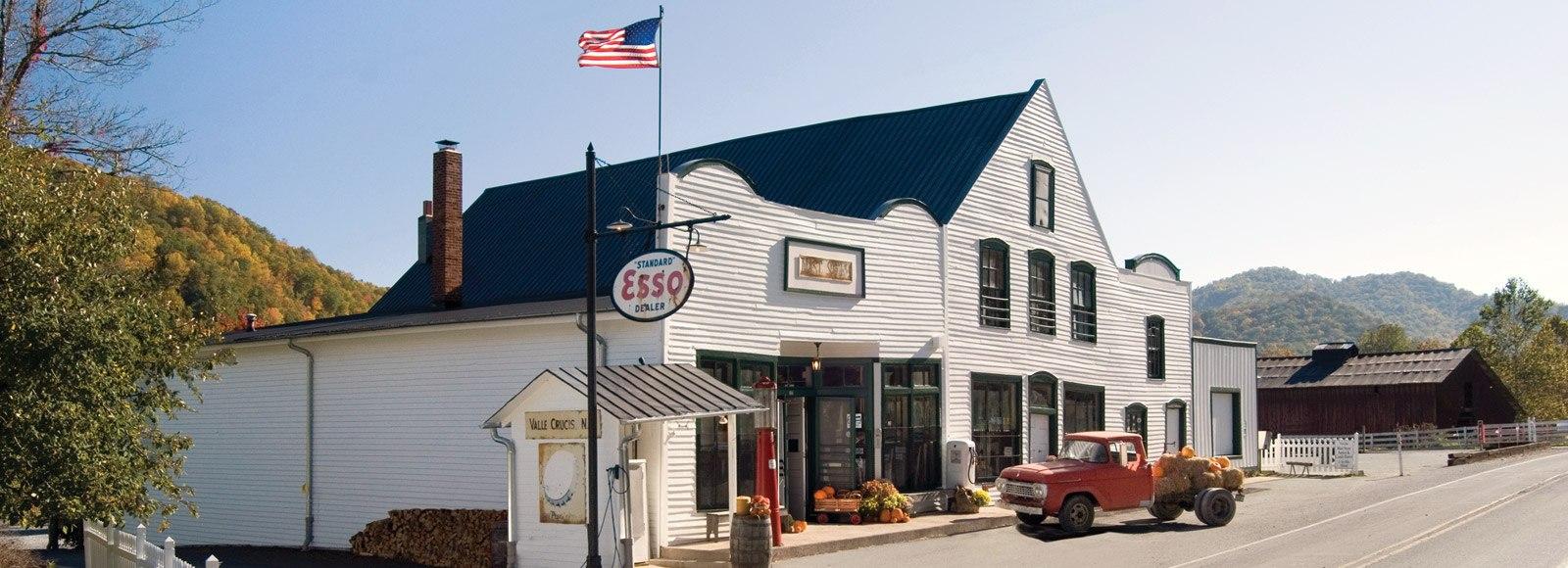Dog Friendly Shopping In Banner Elk Nc Bringfido