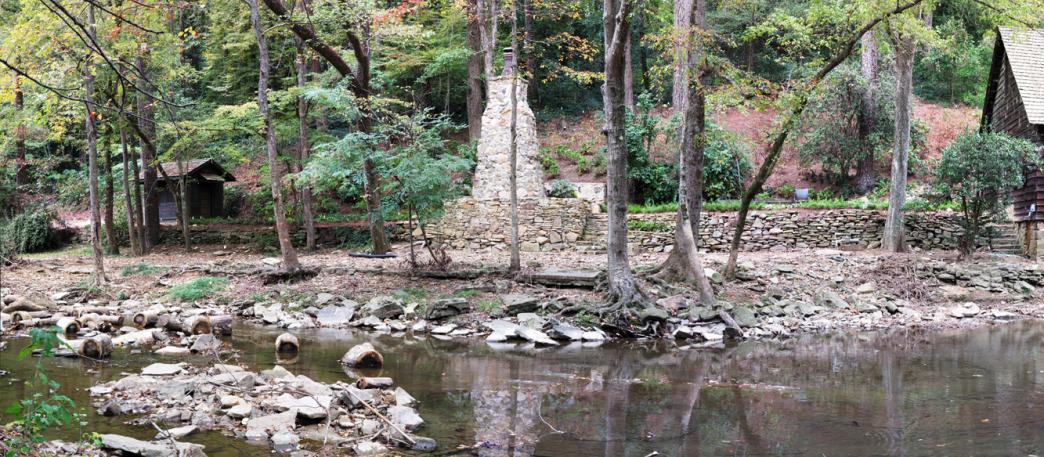 Picture of Jemison Trail or Lakeshore Parkway, a dog friendly attraction in Birmingham. Picture of Jemison Trail or Lakeshore Parkway, a dog friendly attraction in Birmingham.