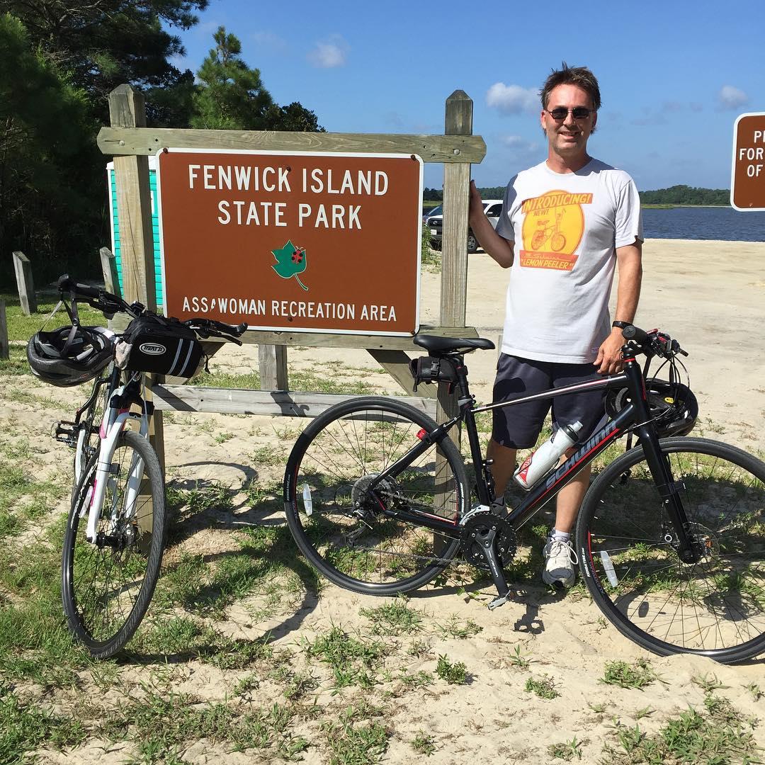 are dogs allowed at fenwick island state park