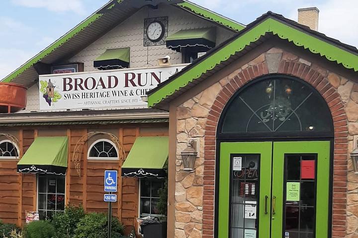 Pet Friendly Broad Run Cheese & Swiss Heritage Winery