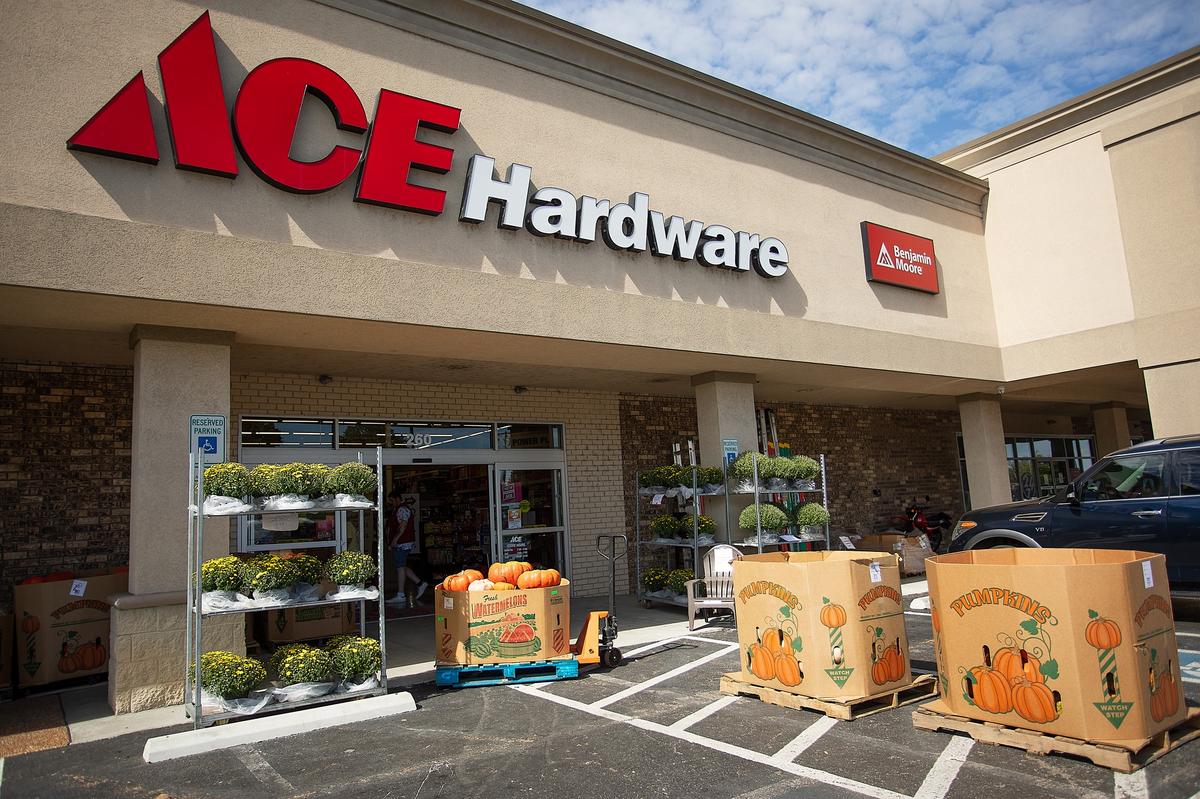 Ace hardware outlet belen