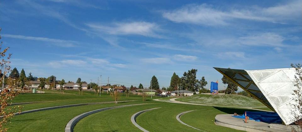 A photo of Luuwit View Park's Dog Park in Portland. A photo of Luuwit View Park's Dog Park in Portland.