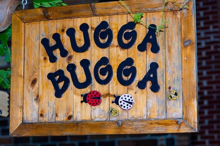 Pet Friendly Hugga Bugga