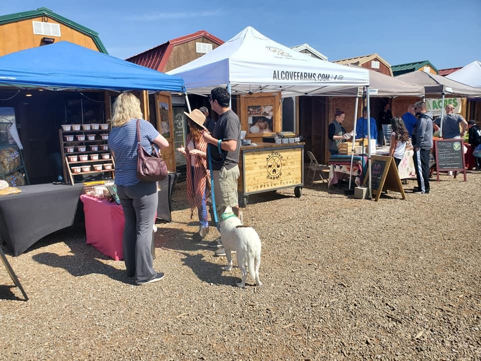 are dogs allowed in the farmers market