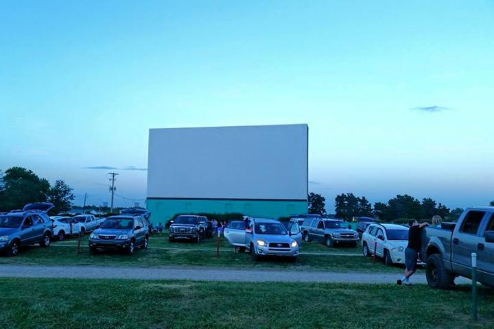 Pet Friendly Holiday Drive-In Theatre