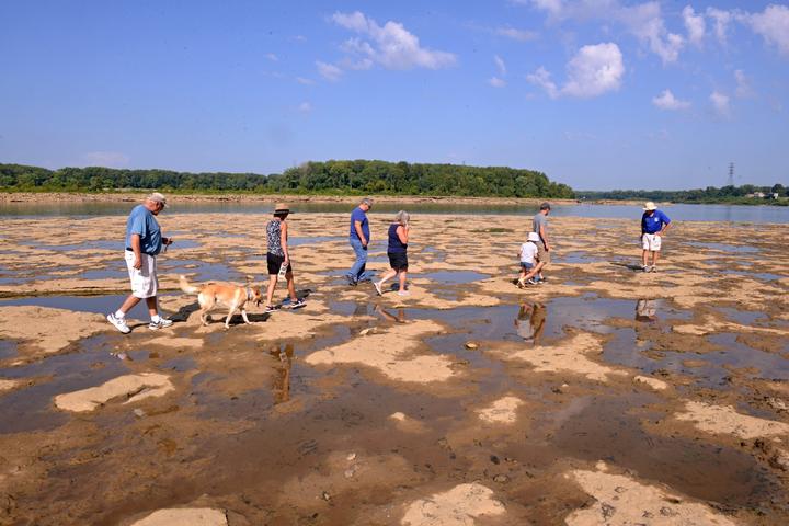 Pet Friendly Falls of the Ohio State Park