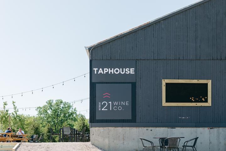 Pet Friendly The Taphouse at Retreat 21