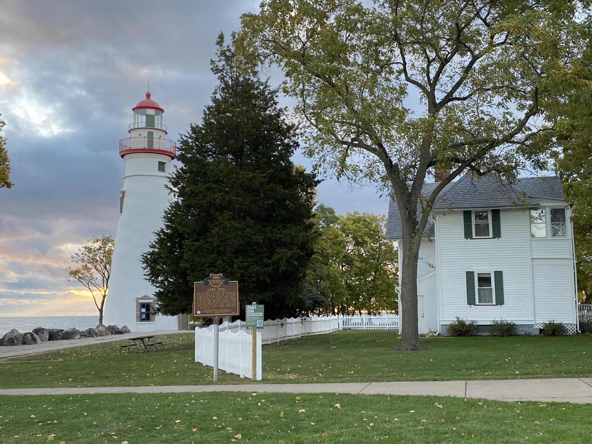 Pet Friendly Marblehead Lighthouse State Park