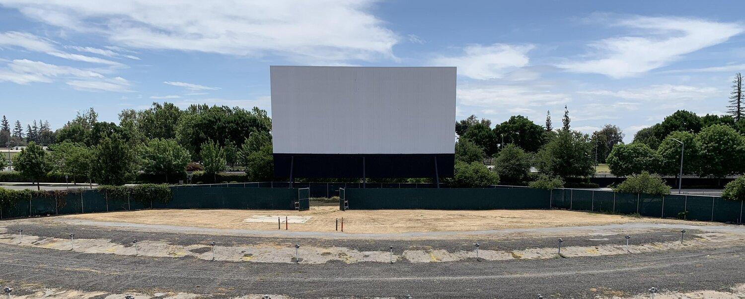 Pet Friendly Madera 2 Drive-In