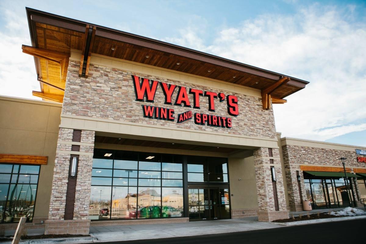 Dog Friendly Shopping In Broomfield Co Bringfido