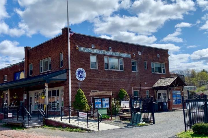 Pet Friendly Hudson River Maritime Museum