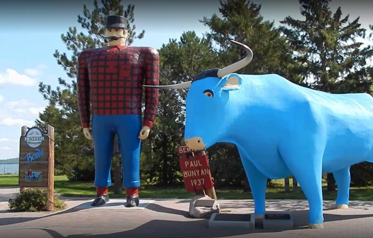 Pet Friendly Paul Bunyan and Babe the Blue Ox