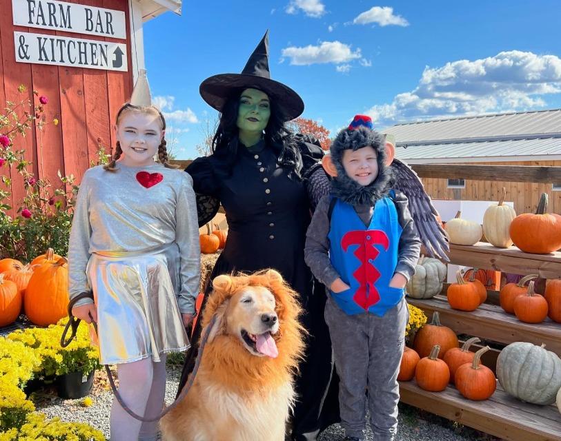 Pet Friendly Fall Artisan Festival at Lilac Hedge Farm