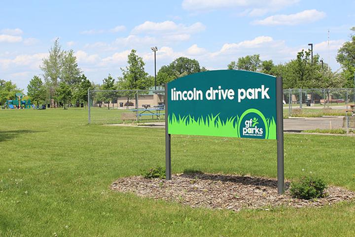 Pet Friendly Lincoln Drive Park
