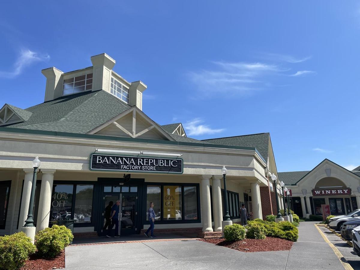 Michael kors outlet top pigeon forge tn