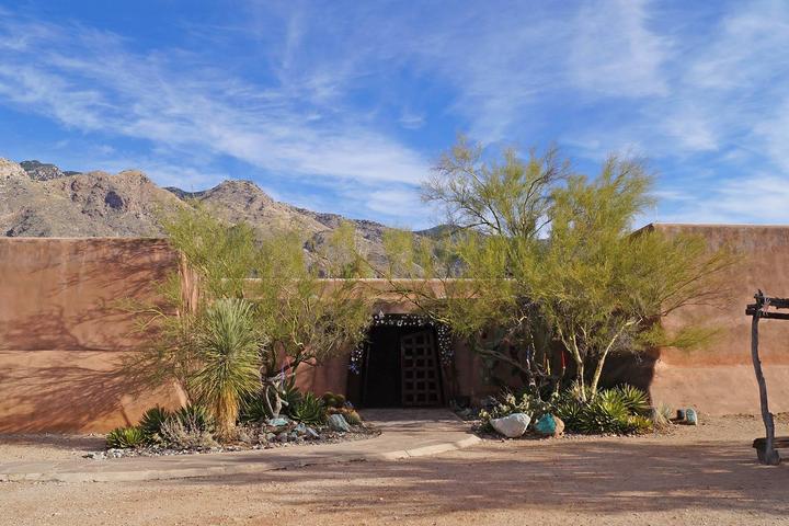 Pet Friendly DeGrazia Gallery in the Sun Museum