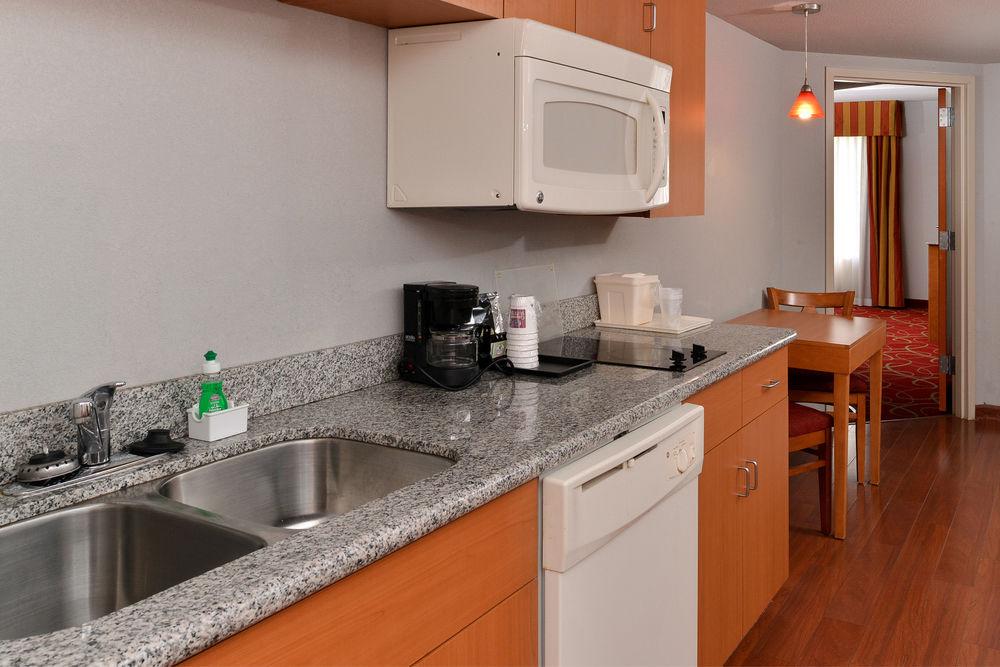 Comfort Suites At Virginia Center Commons Pet Policy