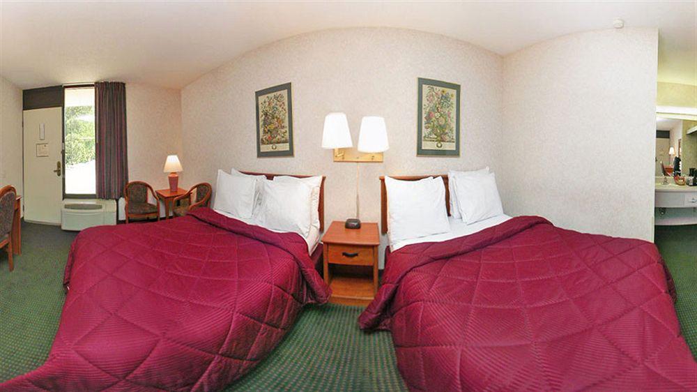 Quality Inn Tupelo Pet Policy