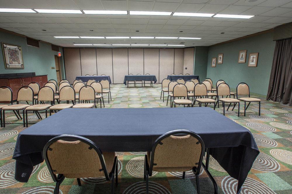 Quality Inn Suites Hanes Mall Pet Policy