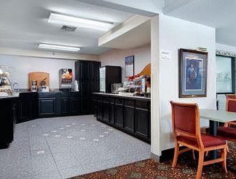 Super 8 Gettysburg Pet Policy