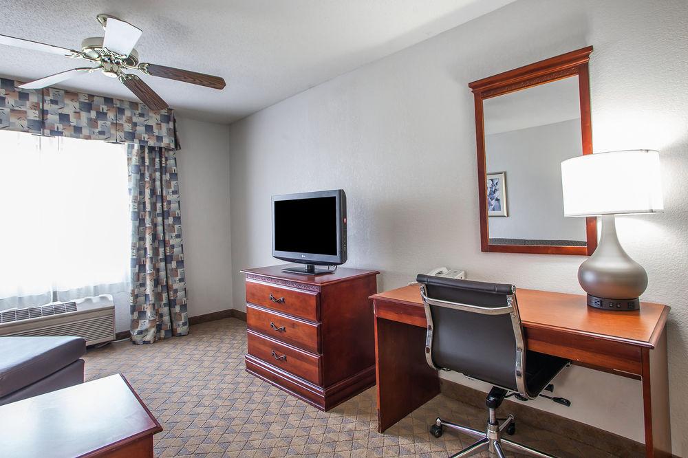 Comfort Inn Suites Lees Summit Pet Policy