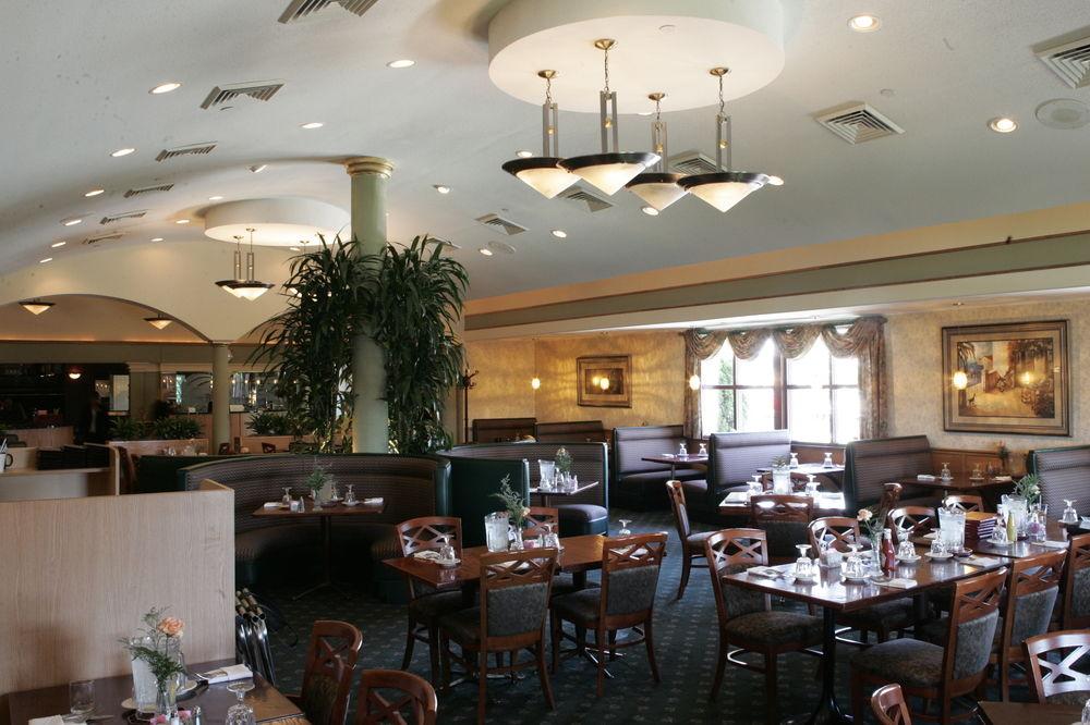 Four Points by Sheraton Chicago O'Hare Airport Pet Policy