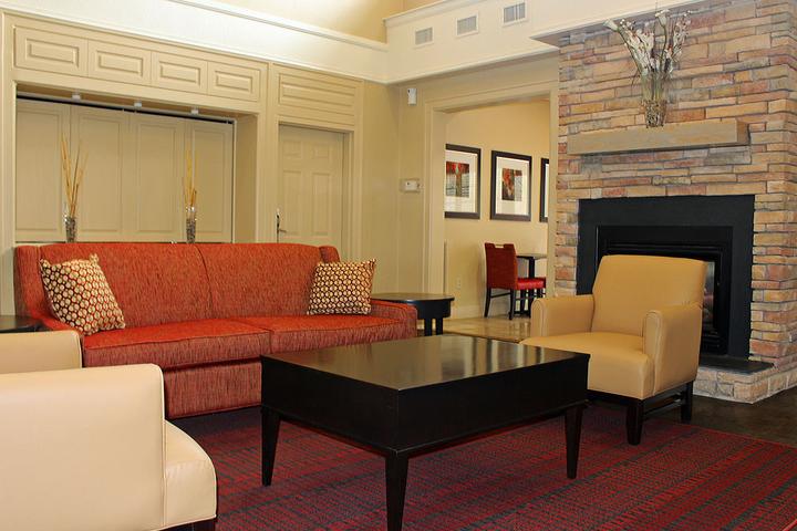 Pet Friendly Hotels In Charlotte Nc Bring Fido
