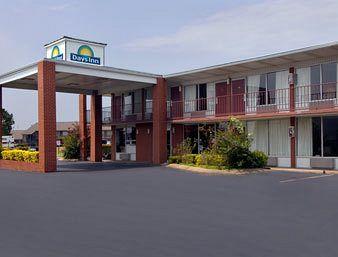 Pet Friendly Hotels In Jonesboro Ar Bringfido