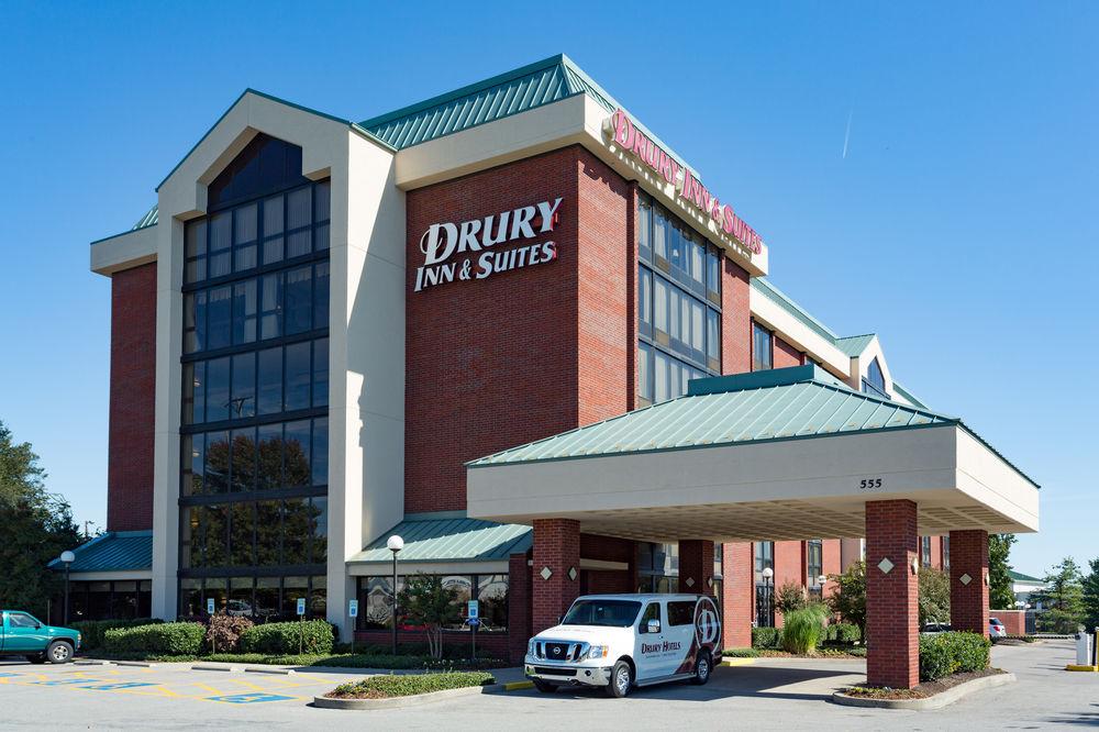 Drury Inn & Suites Nashville Airport Pet Policy