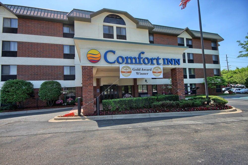 Comfort Inn Greenfield Village Pet Policy