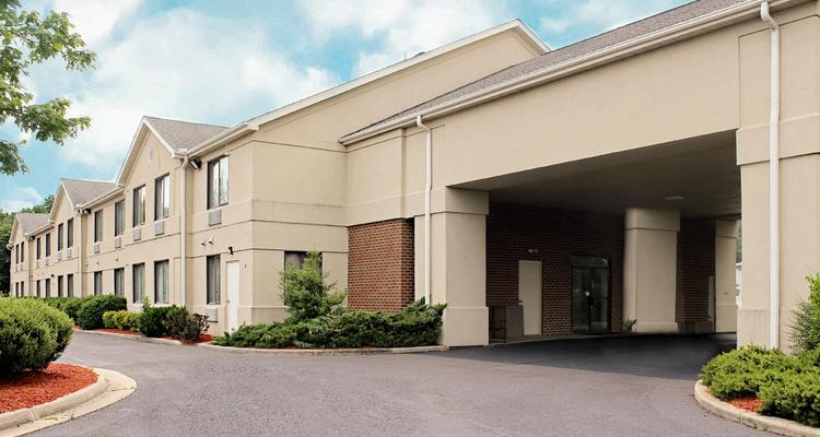 Quality Inn Warsaw Pet Policy