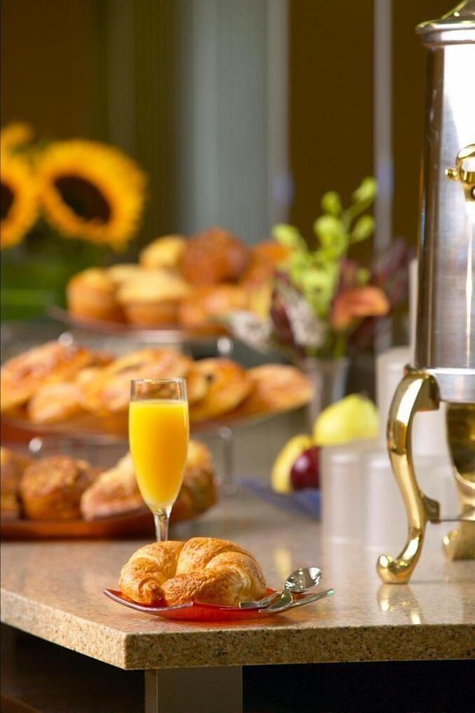 Kinzie Hotel Pet Policy