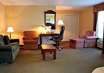 Comfort Inn Suites Ann Arbor Pet Policy