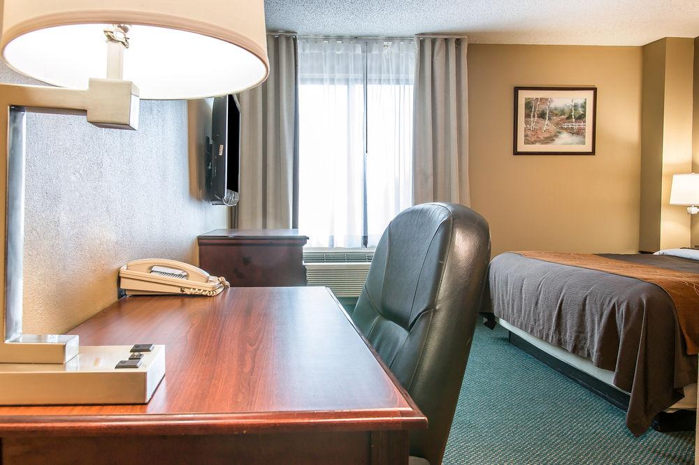 Comfort Inn And Suites Taylor Pet Policy
