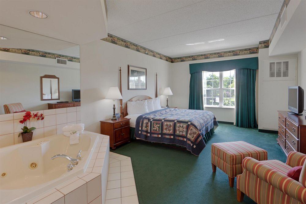 Country Inn Suites By Carlson Lancaster Amish Country Pa Pet Policy
