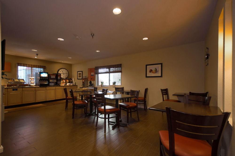 Comfort Inn Gaslamp Convention Center Pet Policy