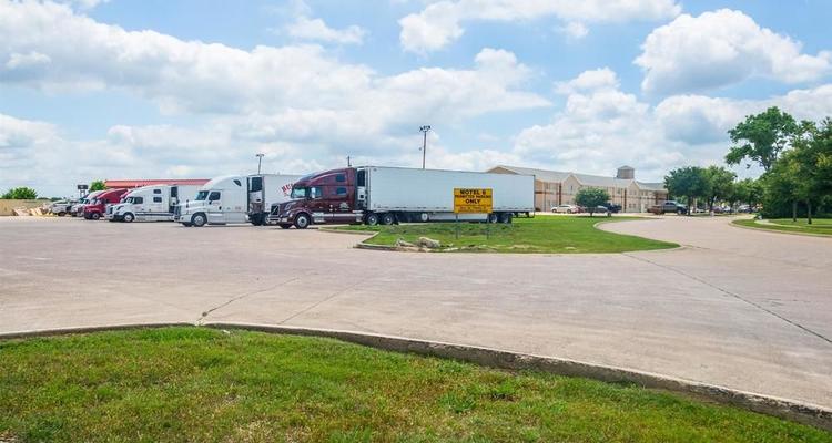 Motel 6 Dallas Mesquite Pet Policy