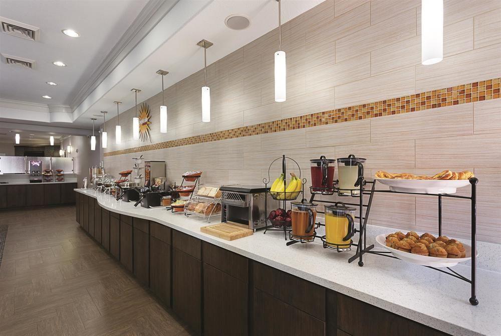 Pet Friendly Hotels In Houston Tx Bringfido