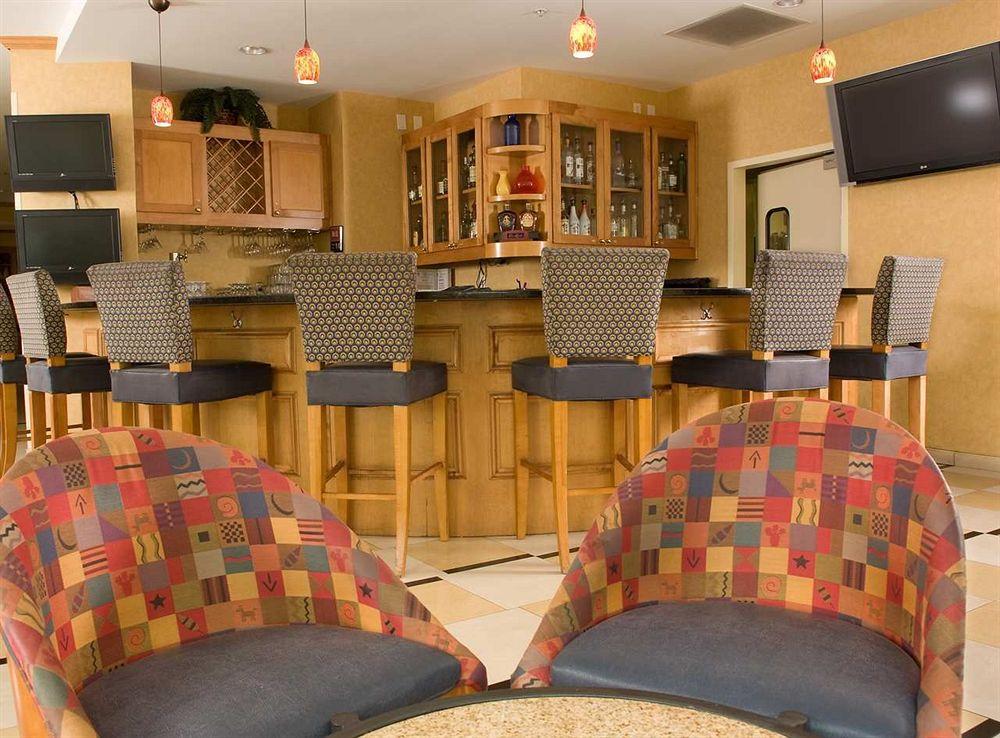 Hilton Garden Inn Atlanta Airport Millenium Center Pet Policy