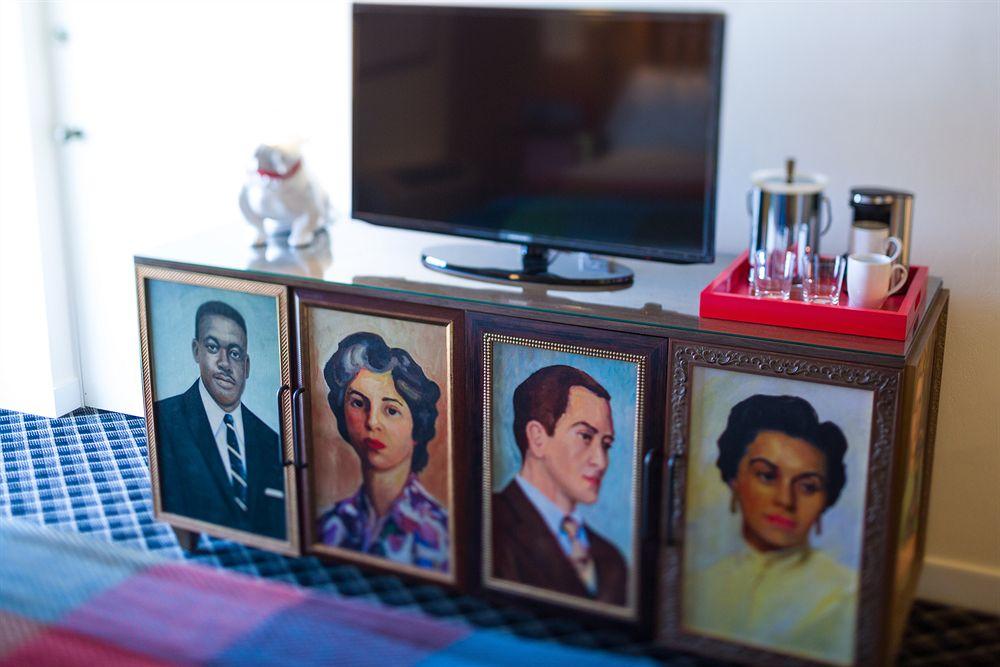 Graduate Athens Pet Policy