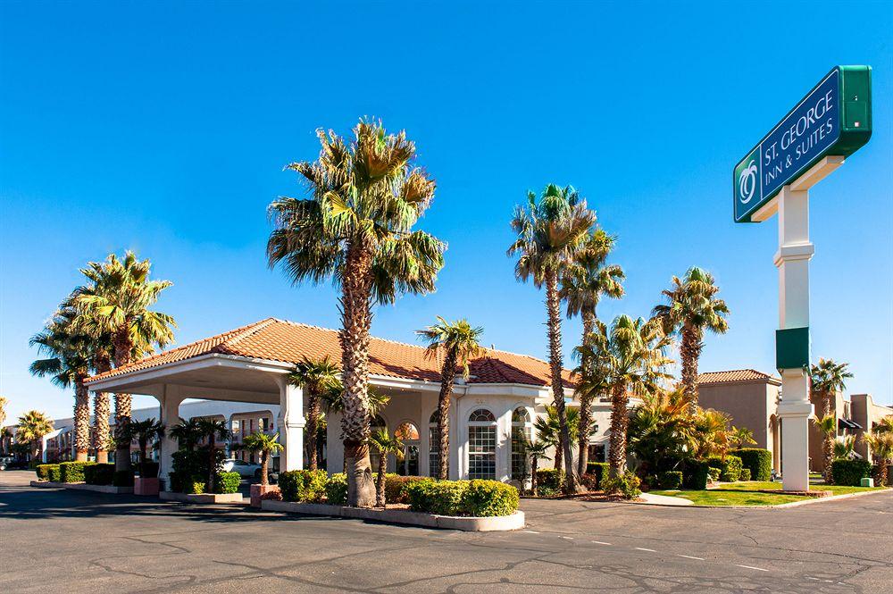 St. Inn & Suites Pet Policy