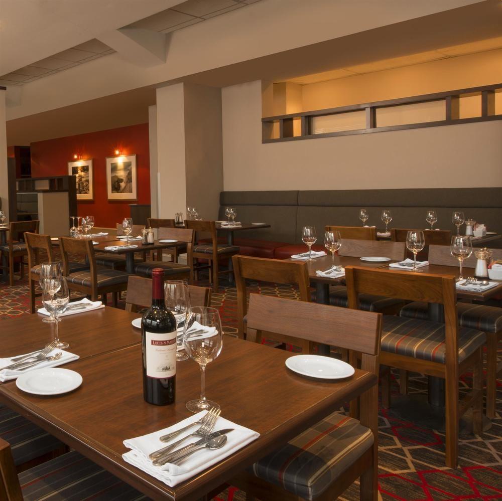 Four Points by Sheraton Winnipeg International Airport Pet Policy